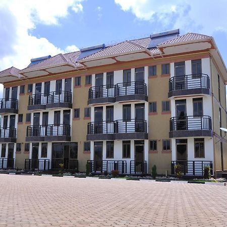 Golden View Hotel Ibanda Buitenkant foto