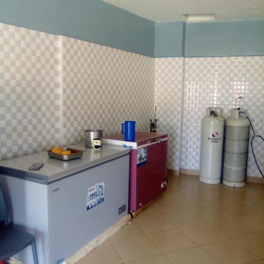Golden View Hotel Ibanda Buitenkant foto
