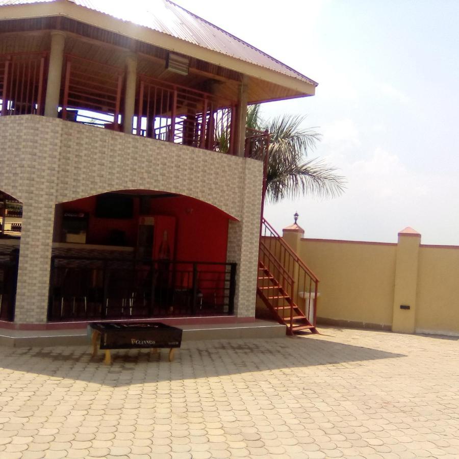 Golden View Hotel Ibanda Buitenkant foto
